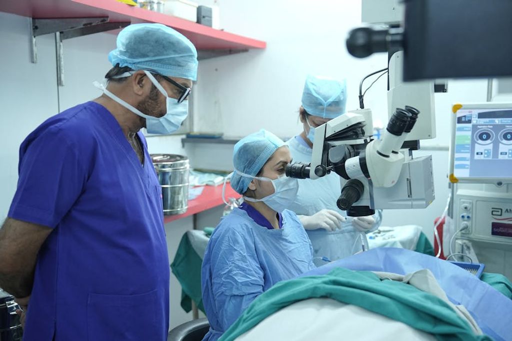 Delhi Eye Centre באתר PEXELS cataract surgery questions
